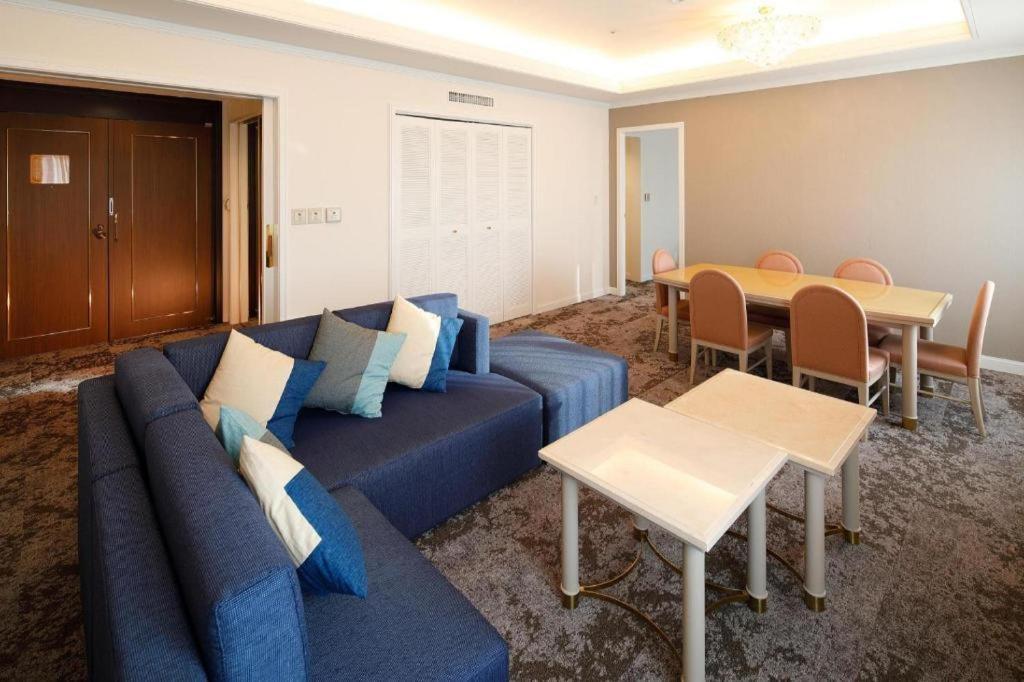 Hotel New Omi Omihacsiman Kültér fotó