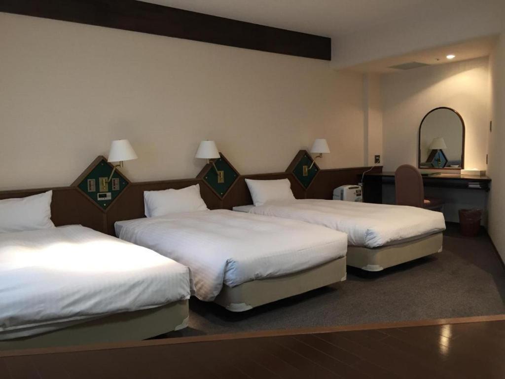 Hotel New Omi Omihacsiman Kültér fotó