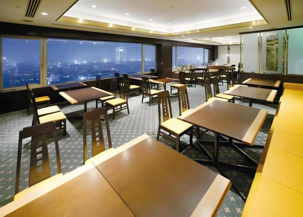 Hotel New Omi Omihacsiman Kültér fotó